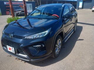 2021 Toyota RAV4 V (XA50), чёрный, 3500000 рублей, вид 1