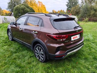 2021 Kia Rio X IV Рестайлинг, коричневый, 2100000 рублей, вид 2