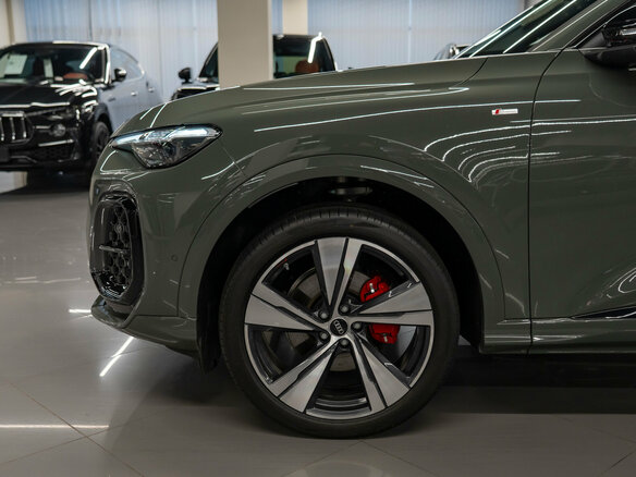 2026 Audi Q5 45 TFSI III (GU), зелёный, 7180000 рублей - вид 27