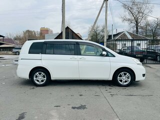 2014 Toyota ISis I Рестайлинг, белый, 1479000 рублей, вид 5