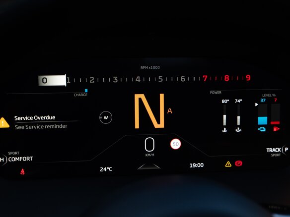 2023 McLaren Artura, оранжевый, 26000000 рублей - вид 17
