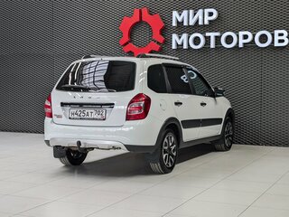 2024 Lada (ВАЗ) Granta Cross I Рестайлинг, белый, 865000 рублей, вид 4