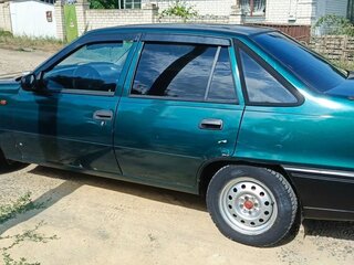 1999 Daewoo Nexia I, зелёный, 150000 рублей, вид 4