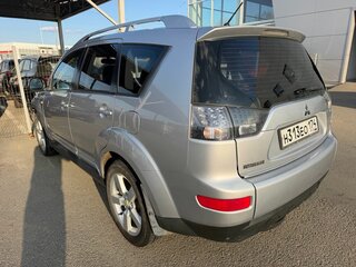 2008 Mitsubishi Outlander II, серебристый, 749000 рублей, вид 3
