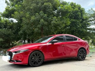 2022 Mazda 3 Axela IV (BP), красный, 1433000 рублей, вид 1