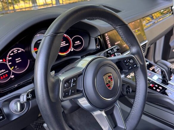 2020 Porsche Cayenne E-Hybrid III, серебристый - вид 10