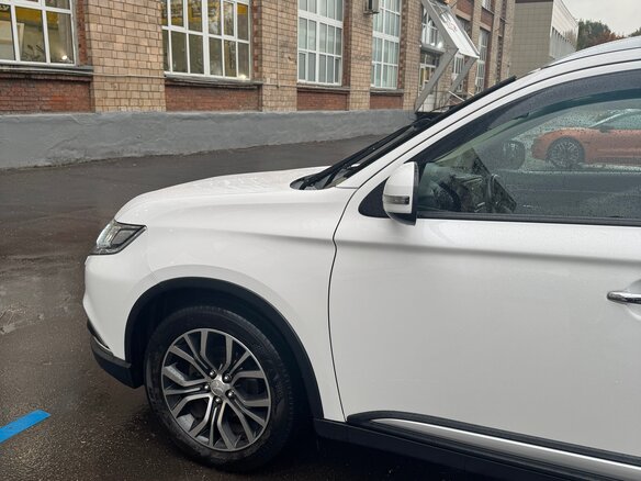 2016 Mitsubishi Outlander III Рестайлинг 2, белый, 2100000 рублей - вид 31