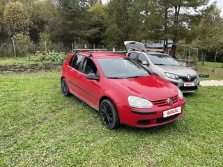2007 Volkswagen Golf V, красный, 450000 рублей, вид 2