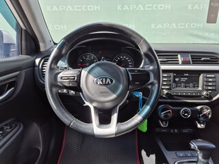 2018 Kia Rio IV, серый, 1390000 рублей, вид 5