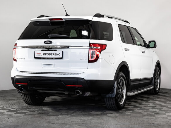 2014 Ford Explorer V, белый, 1899000 рублей - вид 4