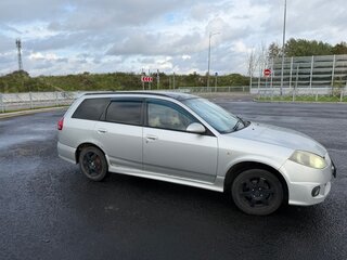 2001 Nissan Wingroad II (Y11) Рестайлинг, серебристый, 250000 рублей, вид 3