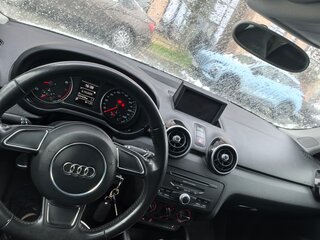 2013 Audi A1 I (8X), белый, 1100000 рублей, вид 3