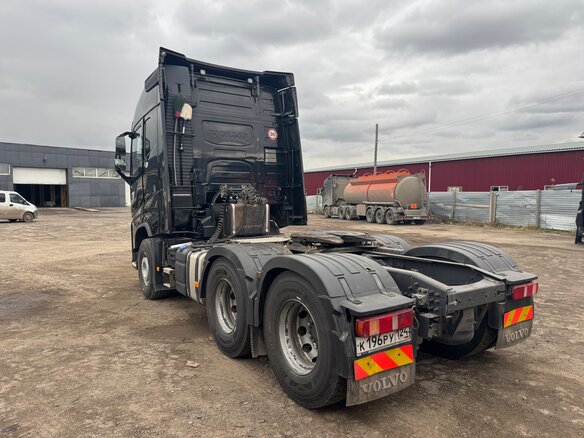 2019 Volvo FH, чёрный, 10800000 рублей - вид 4