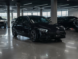 2021 Mercedes-Benz A-Класс 200 IV (W177), чёрный, 2770000 рублей, вид 2