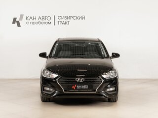 2018 Hyundai Solaris II, чёрный, 949658 рублей, вид 2