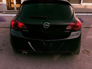 2012 Opel Astra J, чёрный, 550000 рублей, вид 2