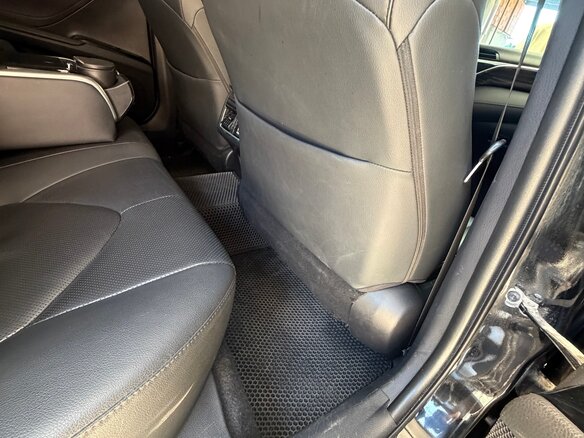 2019 Toyota Camry VIII (XV70), чёрный, 2550000 рублей - вид 16