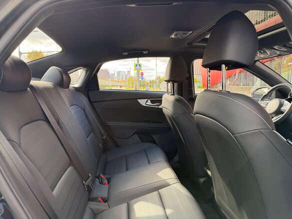 2026 Kia K3 II (China Market) Рестайлинг, чёрный, 1900000 рублей - вид 31
