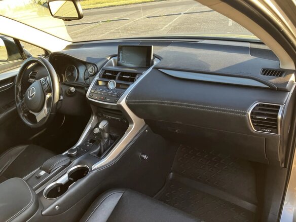 2015 Lexus NX 200t I, серый, 2650000 рублей - вид 7