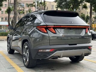 2021 Hyundai Tucson SWB IV, зелёный, 2400000 рублей, вид 3
