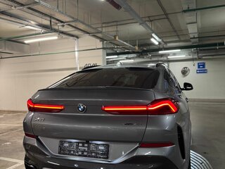 2026 BMW X6 40i III (G06) Рестайлинг, серый, 16000000 рублей, вид 3