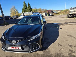 2021 Toyota Camry VIII (XV70) Рестайлинг, чёрный, 2300000 рублей, вид 4