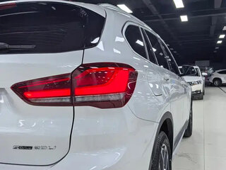 2022 BMW X1 Long 20Li sDrive II (F48) Рестайлинг, белый, 2346807 рублей, вид 4