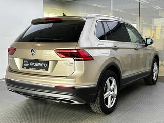 2017 Volkswagen Tiguan II, бежевый, 2999999 рублей, вид 5