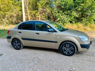 2007 Kia Rio II, бежевый, 425000 рублей, вид 4