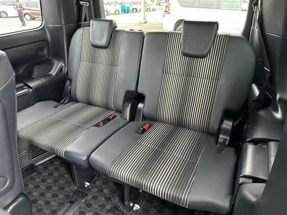 2021 Toyota Noah III (R80) Рестайлинг, белый, 1699000 рублей - вид 16
