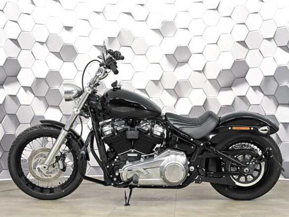 2021 Harley-Davidson Softail Standard, чёрный, 1599000 рублей - вид 3