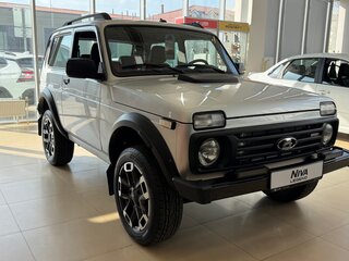 2026 Lada (ВАЗ) Niva Legend Sport I, серый, 1772000 рублей, вид 3