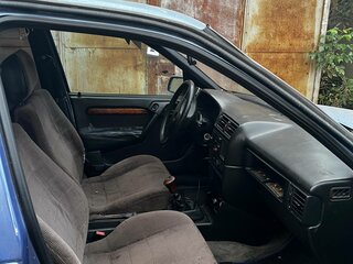 1990 Opel Vectra KAT A, синий, 78000 рублей, вид 4