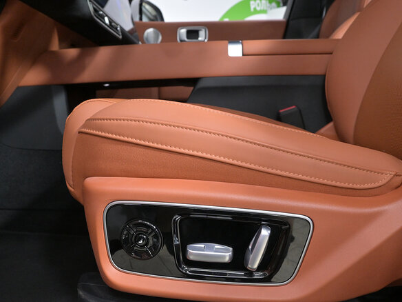 2025 Li Auto (Lixiang) L7 52.3 kWh I Рестайлинг, белый, 8999000 рублей - вид 13