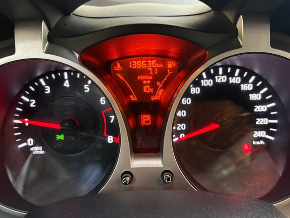 2014 Nissan Juke I, серебристый, 930000 рублей - вид 9