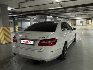 2010 Mercedes-Benz E-Класс 300 IV (W212, S212, C207), белый, 1140000 рублей, вид 5