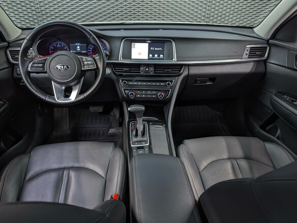 2019 Kia Optima IV Рестайлинг, белый, 1980000 рублей - вид 11