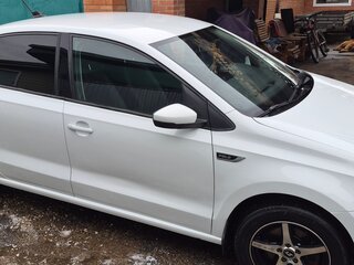 2018 Volkswagen Polo V Рестайлинг, белый, 1000000 рублей, вид 4