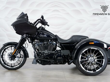 2024 Harley-Davidson Road Glide 3, чёрный, 4399000 рублей, вид 2
