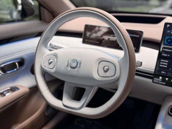 2026 Changan Qiyuan A06 28.39 kWh, чёрный, 2920000 рублей - вид 12