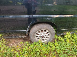 1999 Nissan Elgrand I (E50), чёрный, 399999 рублей, вид 5