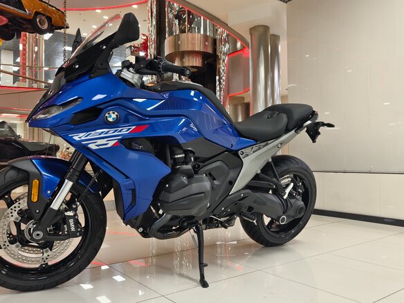 2025 BMW R 1300 RS, синий, 1990000 рублей - вид 6