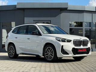 2022 BMW X1 18i sDrive III (U11/U12), белый, 3845000 рублей, вид 1