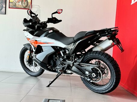 2026 KTM 790 Adventure, белый, 1449900 рублей, вид 3