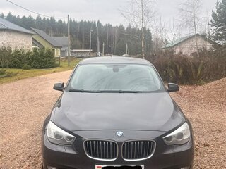 2011 BMW 5 серии Gran Turismo 530d xDrive VI (F10/F11/F07), чёрный, 1380000 рублей, вид 1