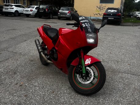 1994 Kawasaki GPX 600, красный, 100000 рублей, вид 1