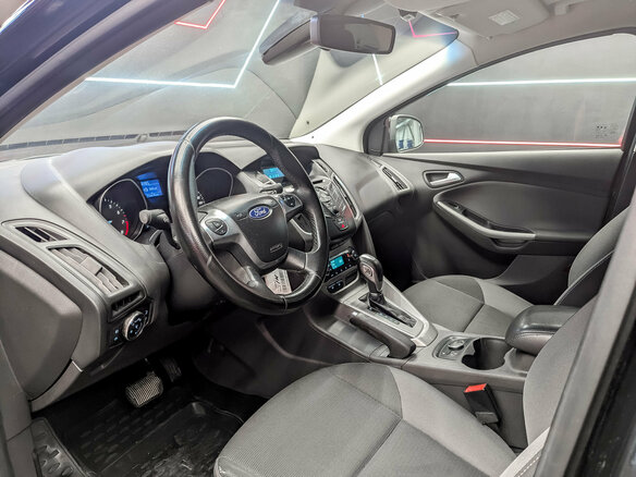 2014 Ford Focus III, чёрный - вид 15