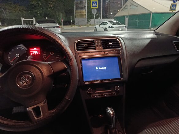 2013 Volkswagen Polo V, чёрный, 999999 рублей - вид 20