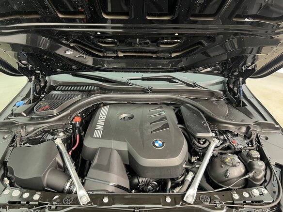 2025 BMW 5 серии 530i xDrive VIII (G60/G61/G68), чёрный, 9765000 рублей - вид 14