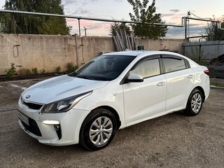 2019 Kia Rio IV, белый, 850000 рублей, вид 1